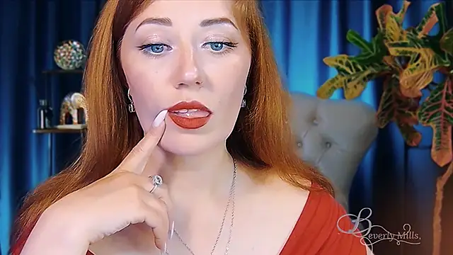 MissBeverlyMills webcam