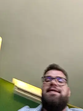 BeardedCubZA webcam