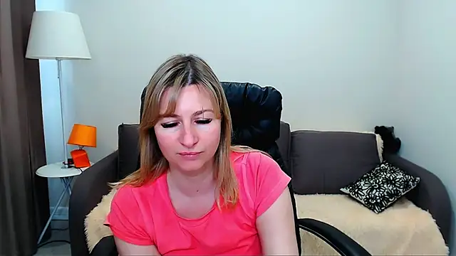 Incredible_Ariela webcam