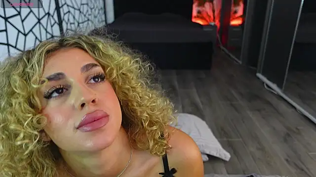 SugarPixiee webcam