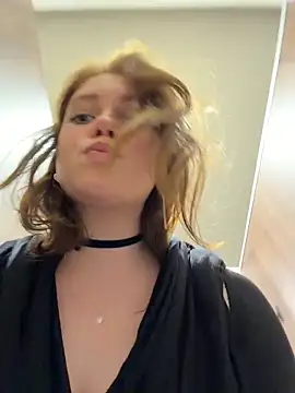 lucy-joy webcam