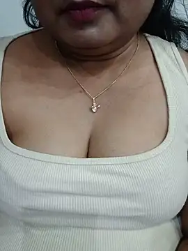 hornyriyanka webcam