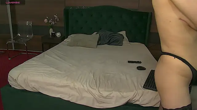 AlyceBeau webcam