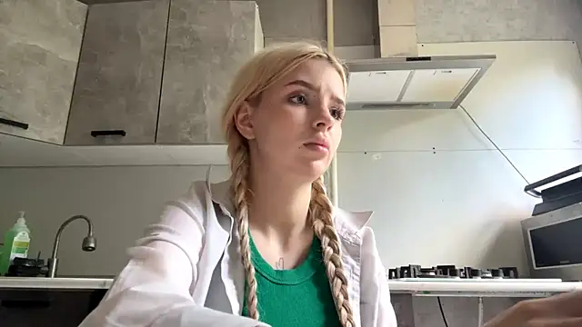Britney_Calverhends webcam