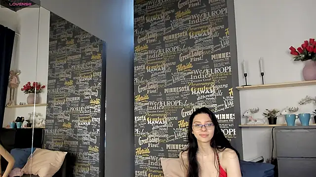 RavennBliss webcam
