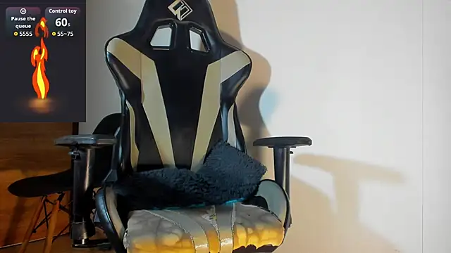 Kael_cassian webcam