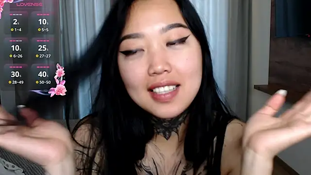 LillGothBaby webcam