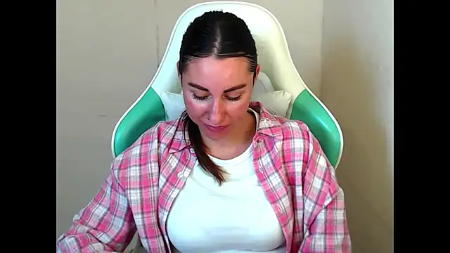 Cammil1a_horn webcam