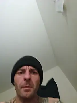 bigtattedcock webcam
