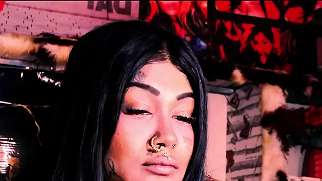 indian_dreamgirl webcam