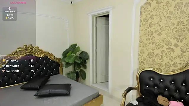 MeganBlazze webcam