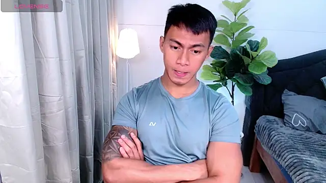 PinooyMilker webcam