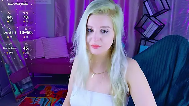 Hot_blondie