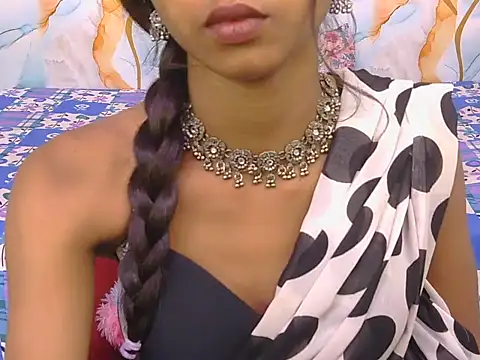 yours-isha webcam