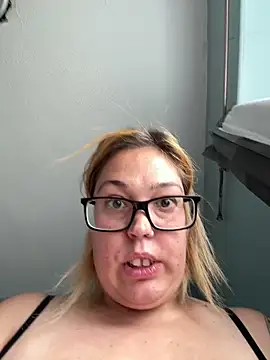 SecretRavenXO webcam