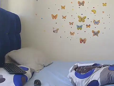 PinkCoochie02 webcam