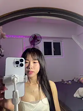 Lov3lily webcam