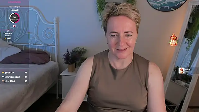 Nika_Smit webcam