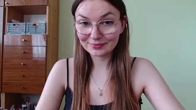 LooveELLYx live cam on StripChat