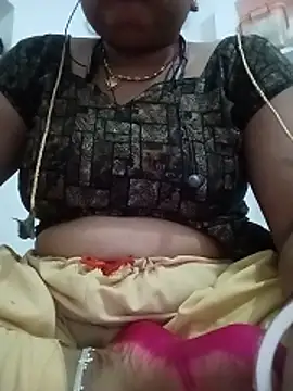 Menka_cut34 webcam