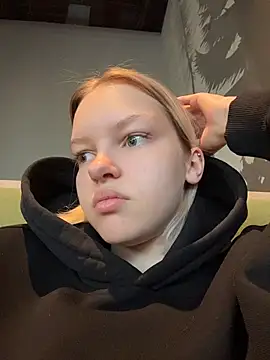 AshleyMur webcam