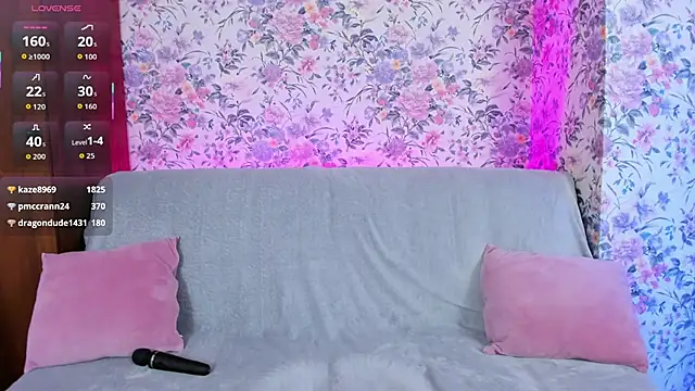 MissAlison__ webcam