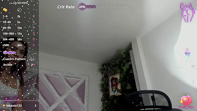 Tequilaaa11 live cam on StripChat