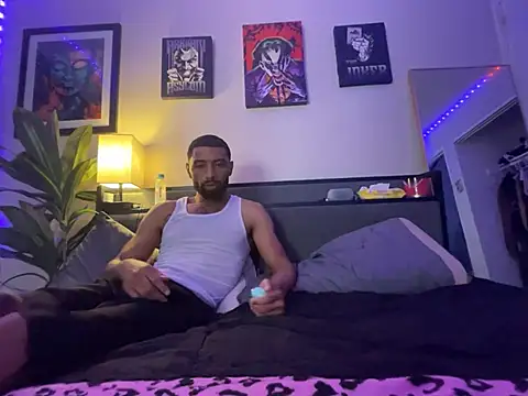 bunnyb_xo (Ask my age) - CHUCKKY use Dildo til I cum 🤪💦🫣