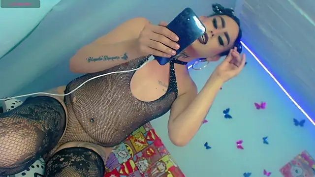 Perla_Hotcortes webcam