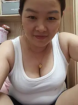 jennie_dogy - Jennie_dogy's free webcam - UK Sex Cams