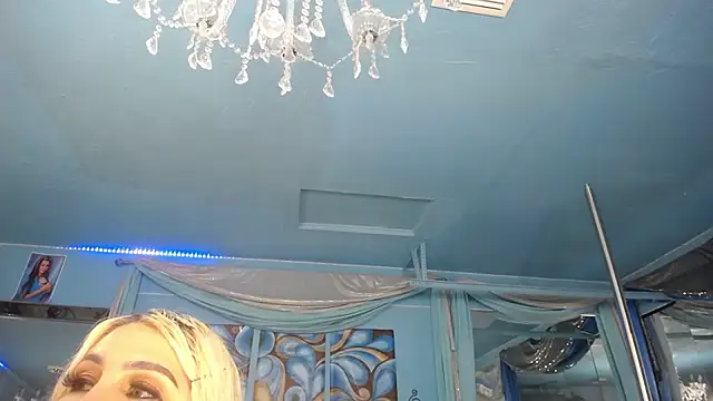 ADRIANNA_FOX webcam