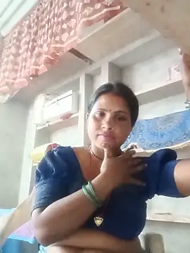Shreya_pandit live cam on StripChat