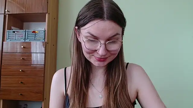 LooveELLYx webcam