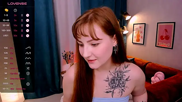 velvet_cherry_ webcam