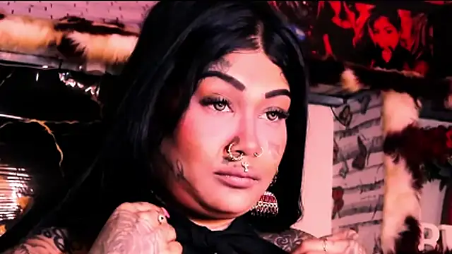 indian_dreamgirl live cam