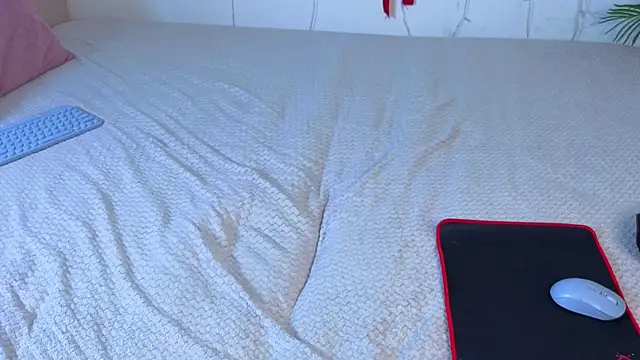 Britney_Swisss webcam