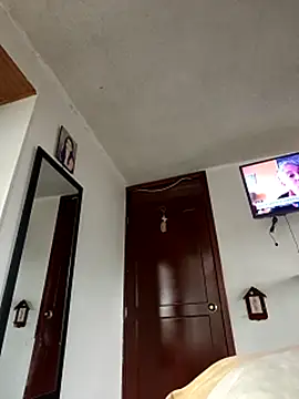 maynor_1998 live cam