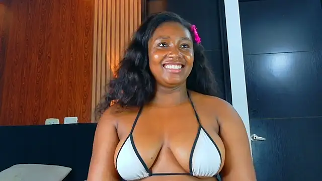 Black-gem18 webcam