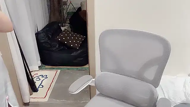 Sophia-000 webcam