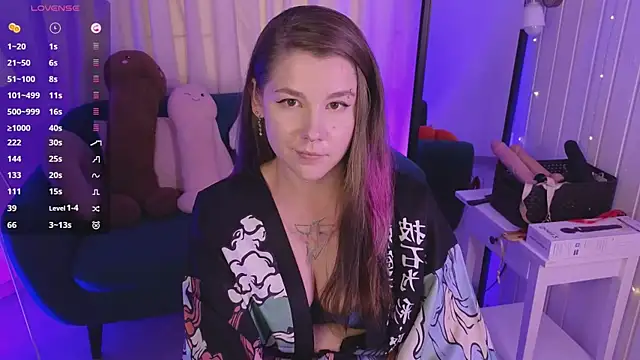 Mira_Falls live cam on StripChat
