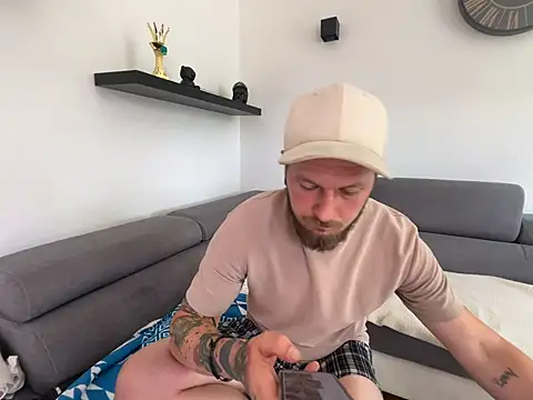 BonnyundClyde19 live cam on StripChat