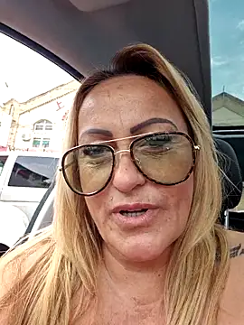 Isabellaa04's live cam