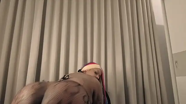 Blazelakocainaxxx webcam