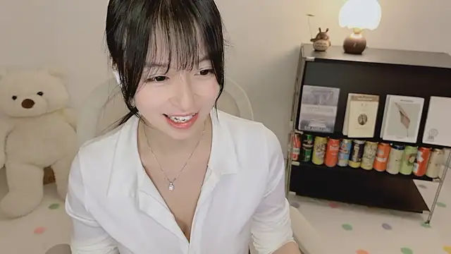 Onechestnut webcam