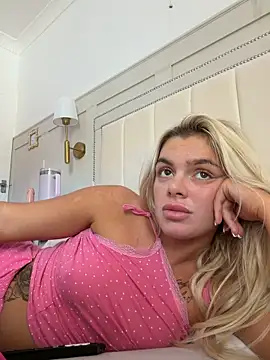 Irish_BarbieMilfx webcam