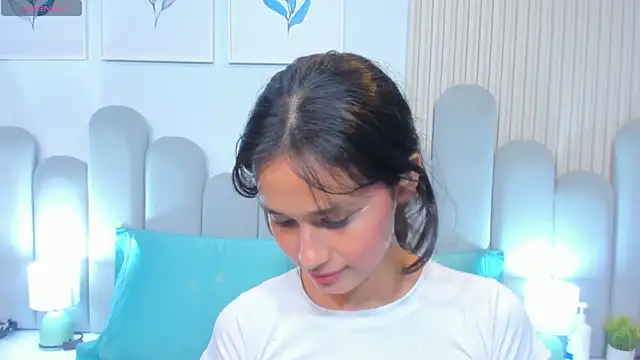luly_dreams webcam