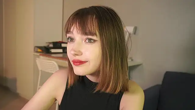 Leyla_crsh webcam