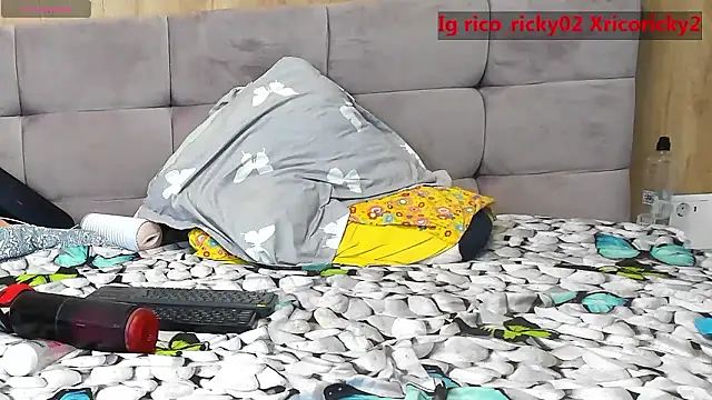 rico_ricky webcam