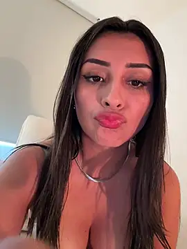 sweetAli_ live sex cam