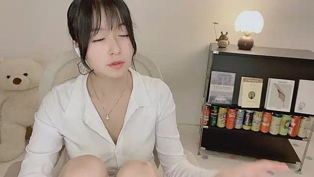 Onechestnut webcam